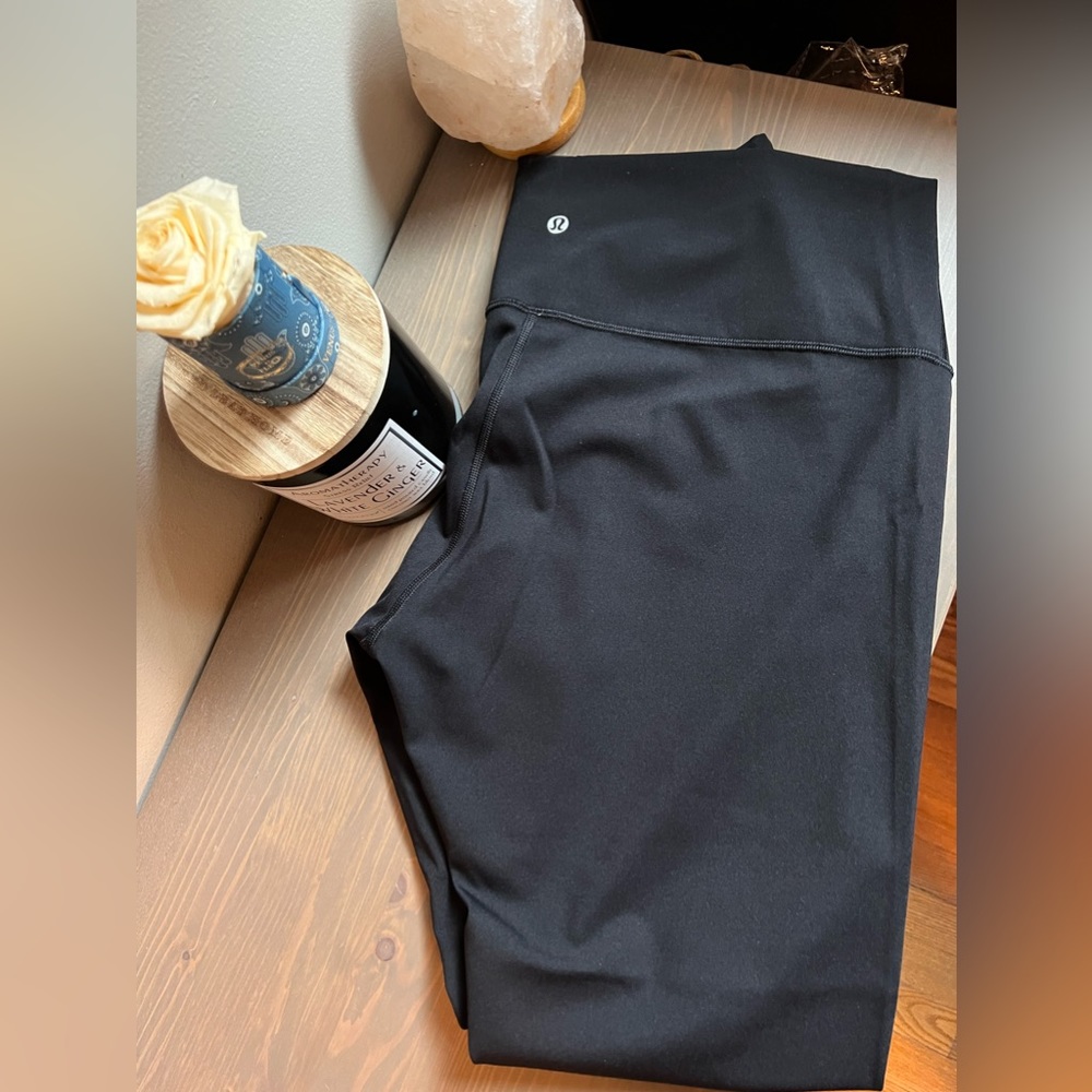 Lululemon Wunder Under HR Tight 28” Lux (NEW WITH TAGS)